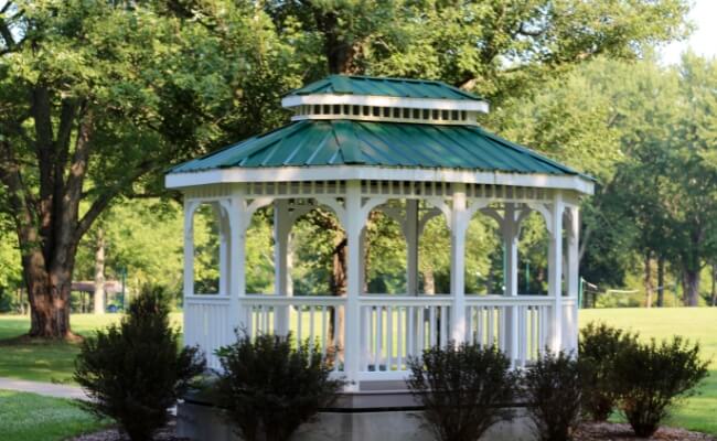 Berapa Ukuran Standar Gazebo yang Ideal untuk Halaman Rumah? Banner