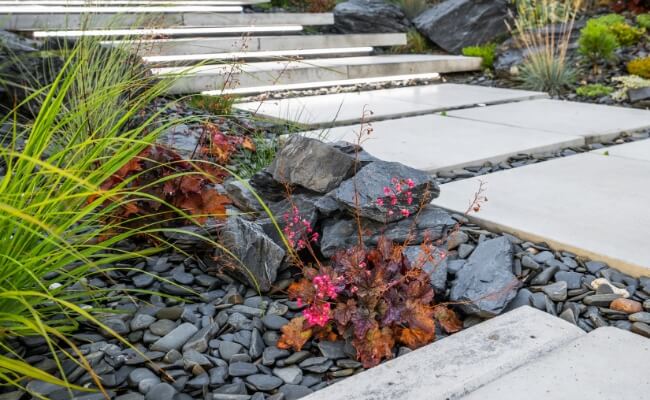 Tips Memilih Batu Hias untuk Taman