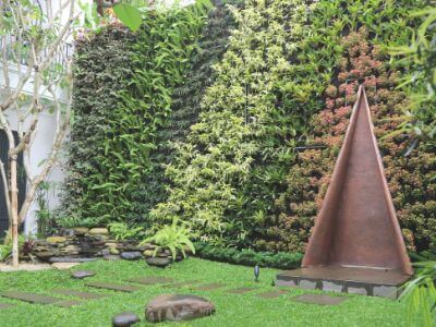 Vertical Garden Thumbnail