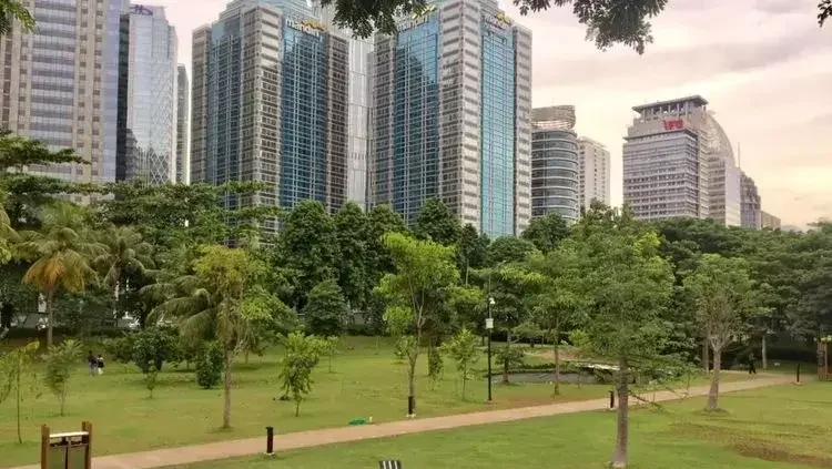 Taman Kota yang Cantik Belum Tentu Nyaman, Ini 5 Masalah yang Sering Terjadi Banner