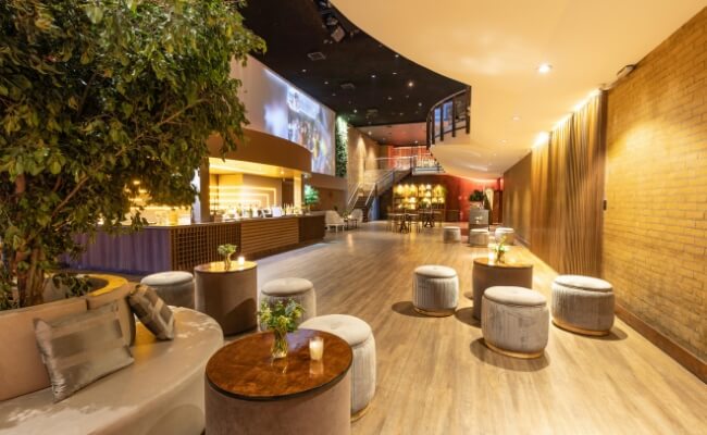 7 Tanaman Wangi Indoor yang Cocok untuk Lobby Hotel Banner