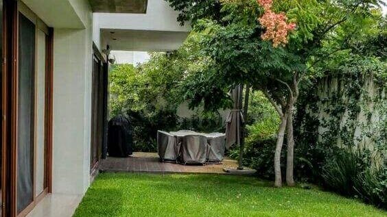 Mengurangi Panas di Area Outdoor Rumah 3
