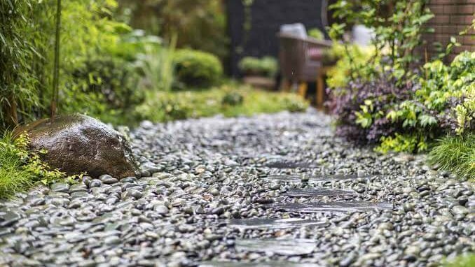 7 Material Hardscape yang Populer untuk Hunian Modern Banner